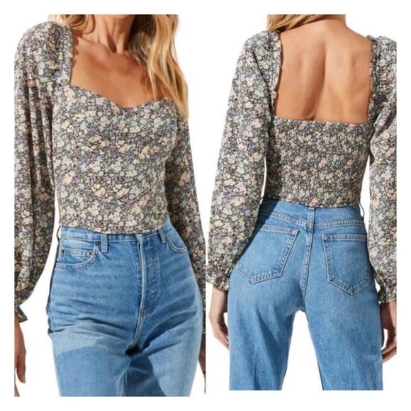 Astr Tops - ASTR Floral Puff Sleeve Sweetheart Neck Blouse M